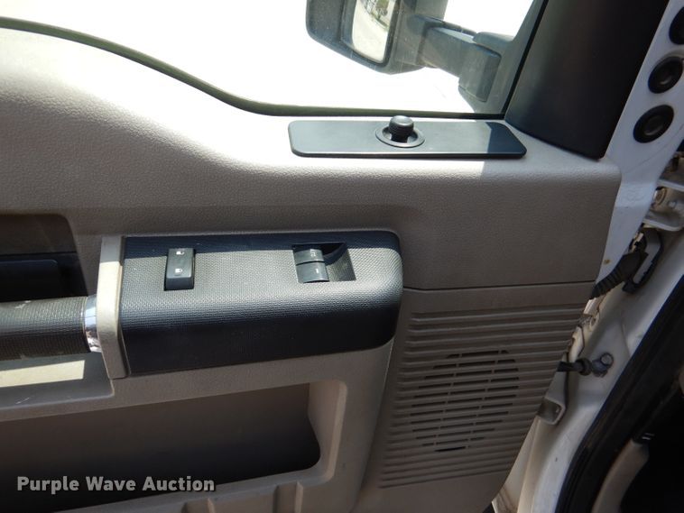 image for item DL3379 2008 Ford F450 Super Duty  flatbed truck