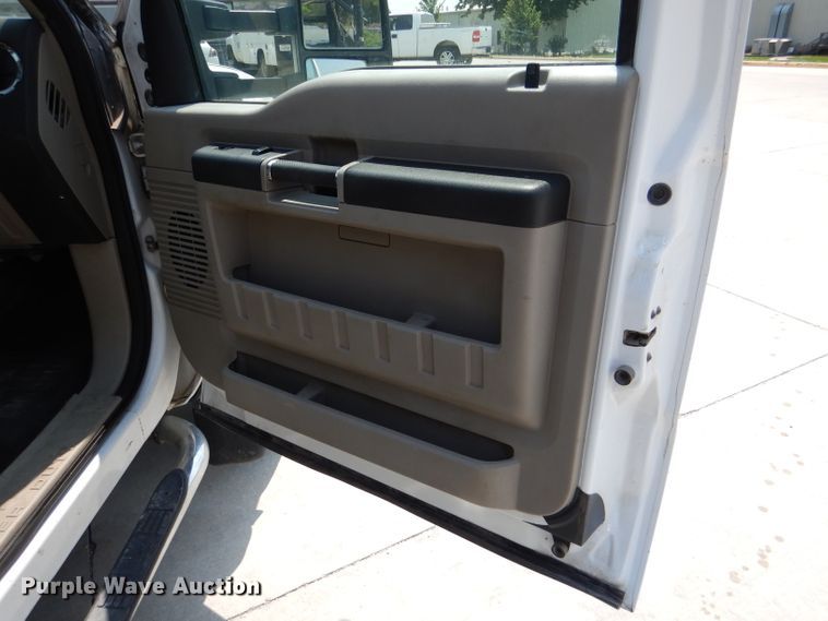 image for item DL3379 2008 Ford F450 Super Duty  flatbed truck