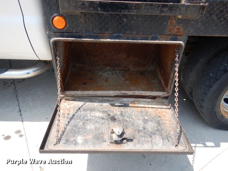 image for item DL3379 2008 Ford F450 Super Duty  flatbed truck