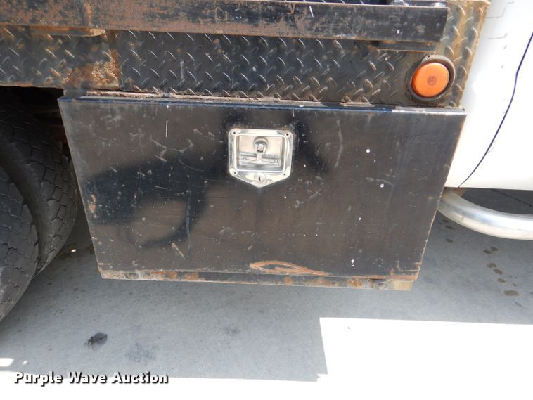 image for item DL3379 2008 Ford F450 Super Duty  flatbed truck