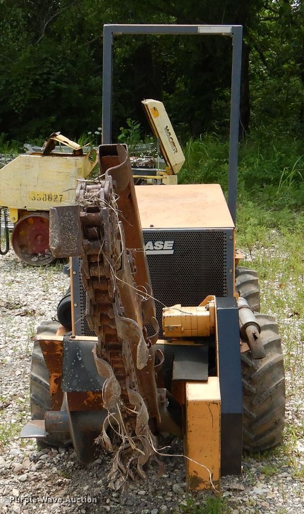 image for item DL3384 1999 Case Maxi Sneaker  Series C trencher