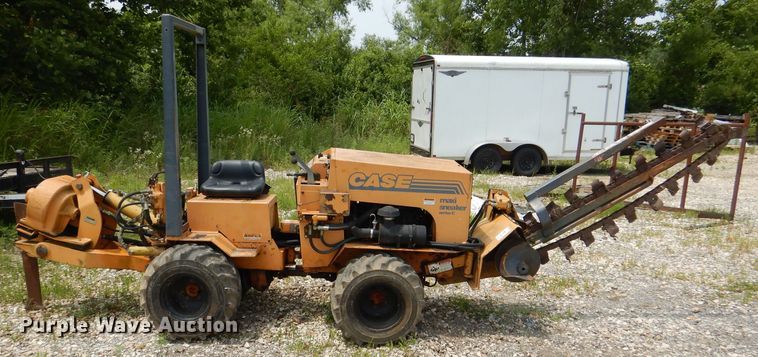 image for item DL3384 1999 Case Maxi Sneaker  Series C trencher