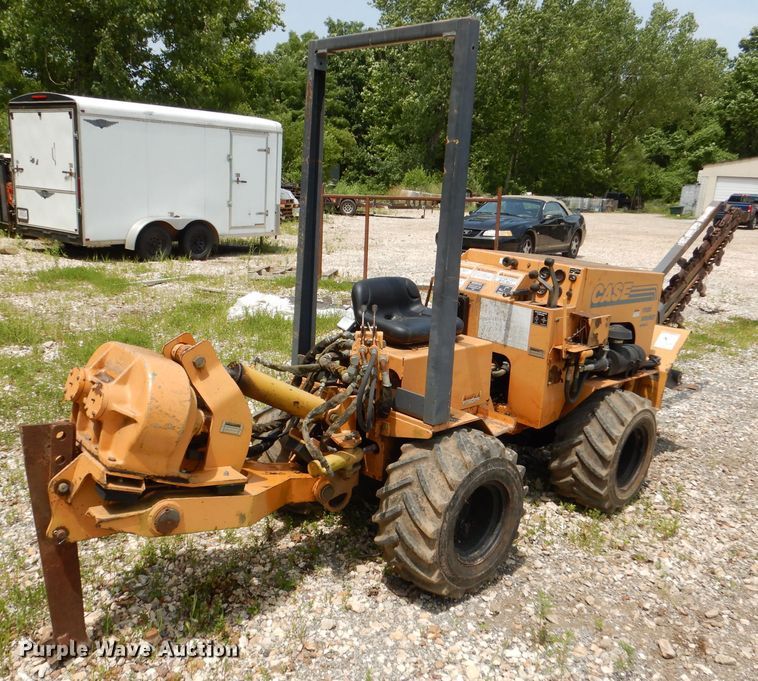 image for item DL3384 1999 Case Maxi Sneaker  Series C trencher