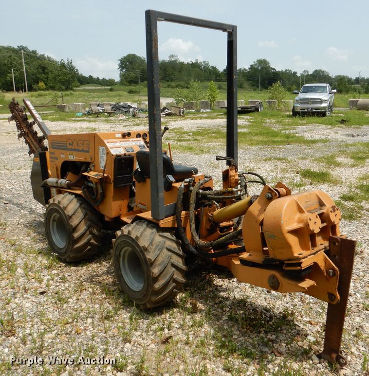 image for item DL3384 1999 Case Maxi Sneaker  Series C trencher