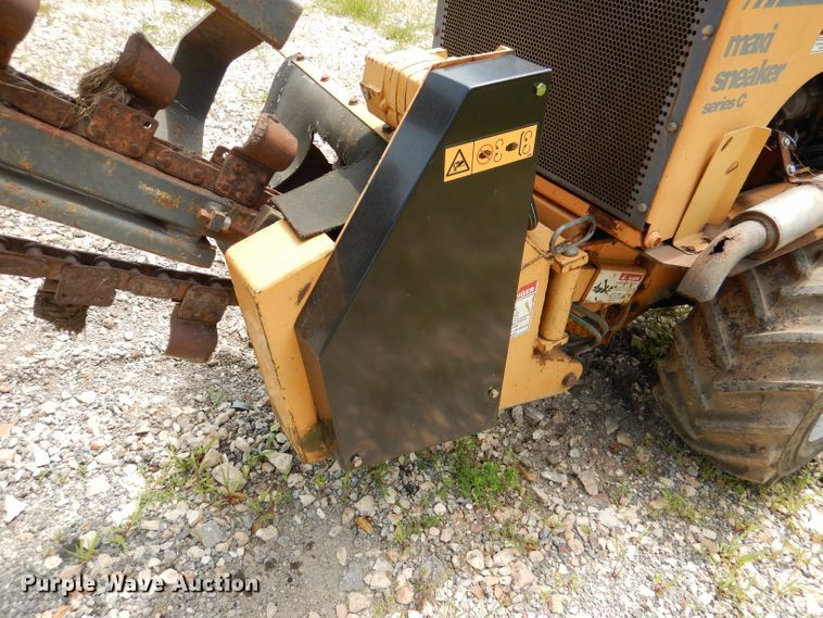 image for item DL3384 1999 Case Maxi Sneaker  Series C trencher