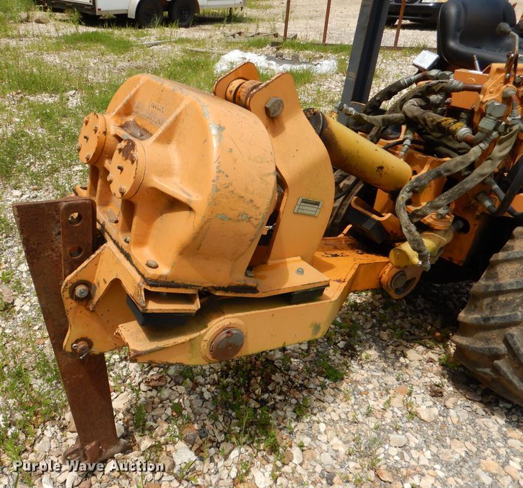 image for item DL3384 1999 Case Maxi Sneaker  Series C trencher