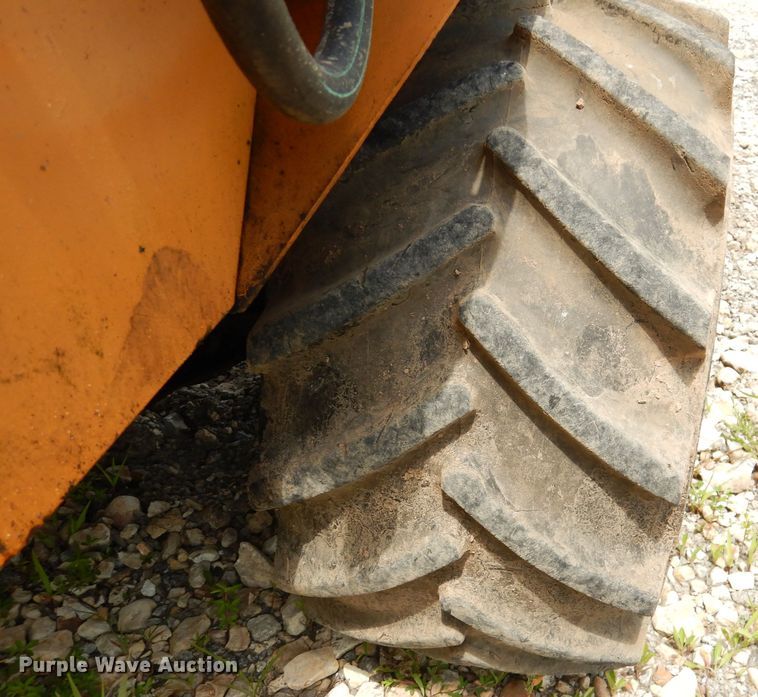 image for item DL3384 1999 Case Maxi Sneaker  Series C trencher