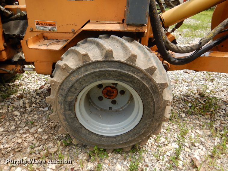 image for item DL3384 1999 Case Maxi Sneaker  Series C trencher