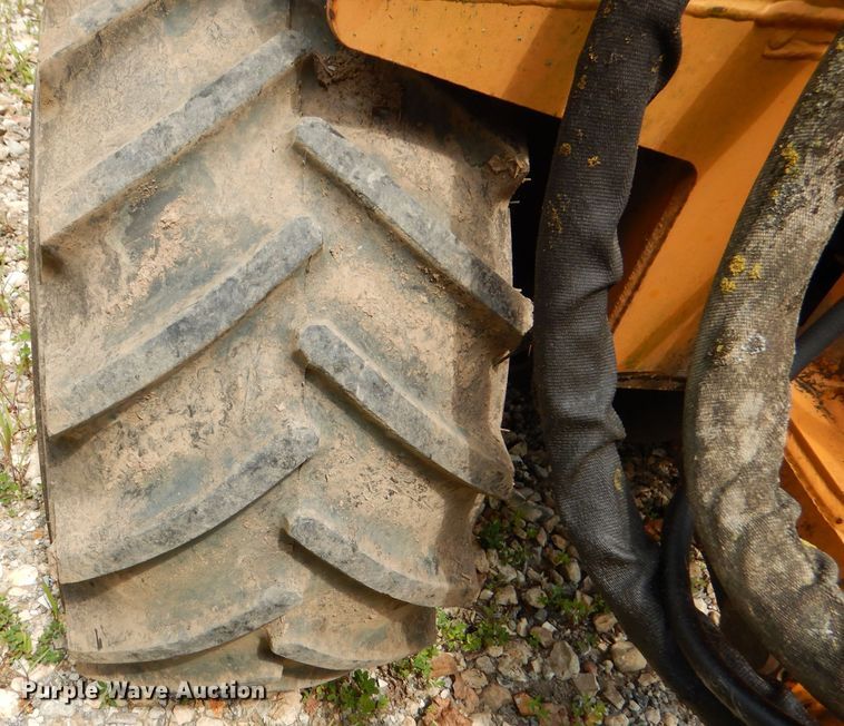 image for item DL3384 1999 Case Maxi Sneaker  Series C trencher