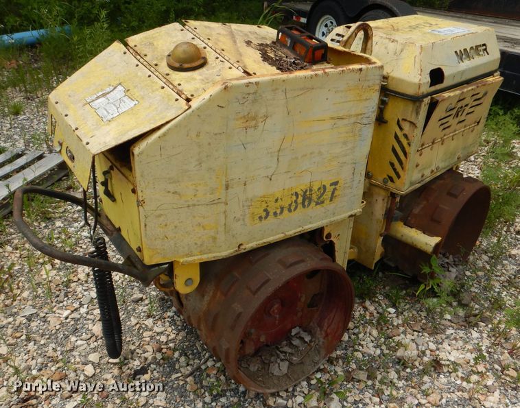 image for item DL3385 Wacker Neuson RT820  trench compactor
