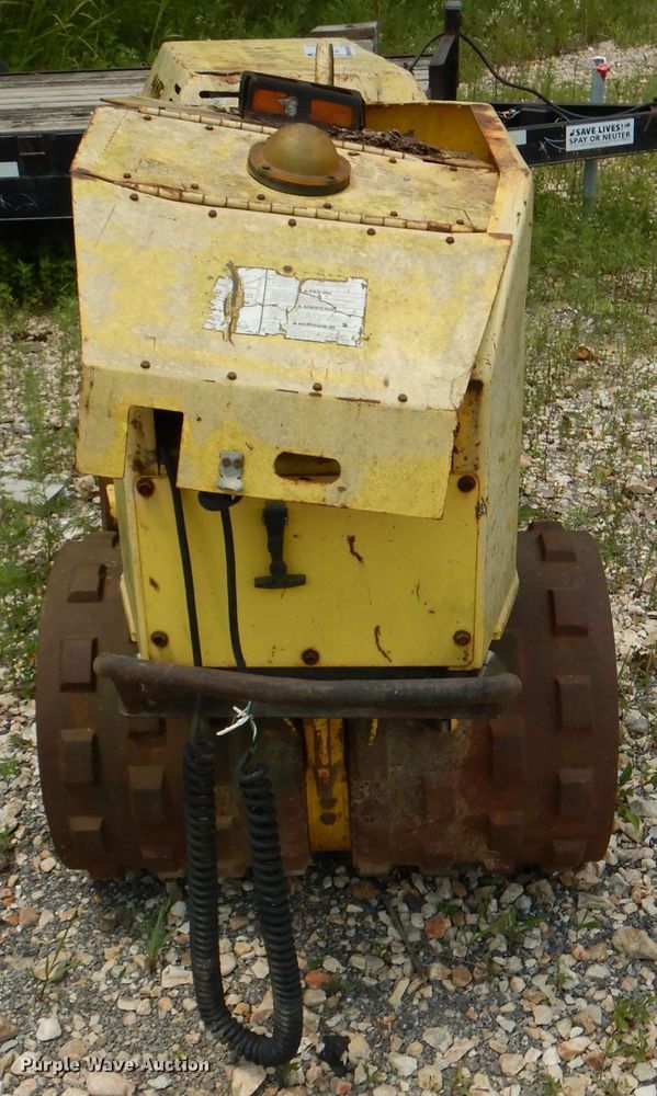 image for item DL3385 Wacker Neuson RT820  trench compactor