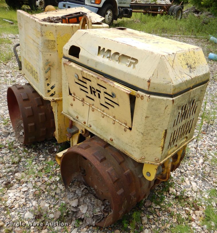image for item DL3385 Wacker Neuson RT820  trench compactor