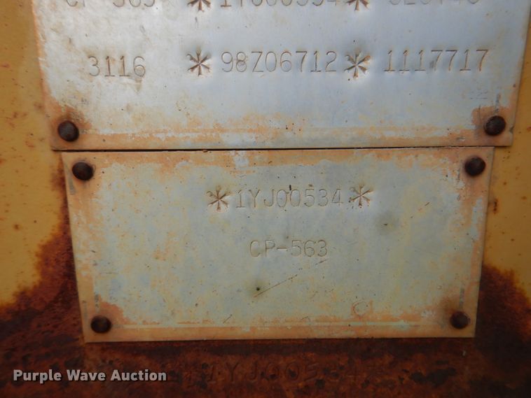 image for item DM3858 1995 Caterpillar CP-563  single drum vibratory roller