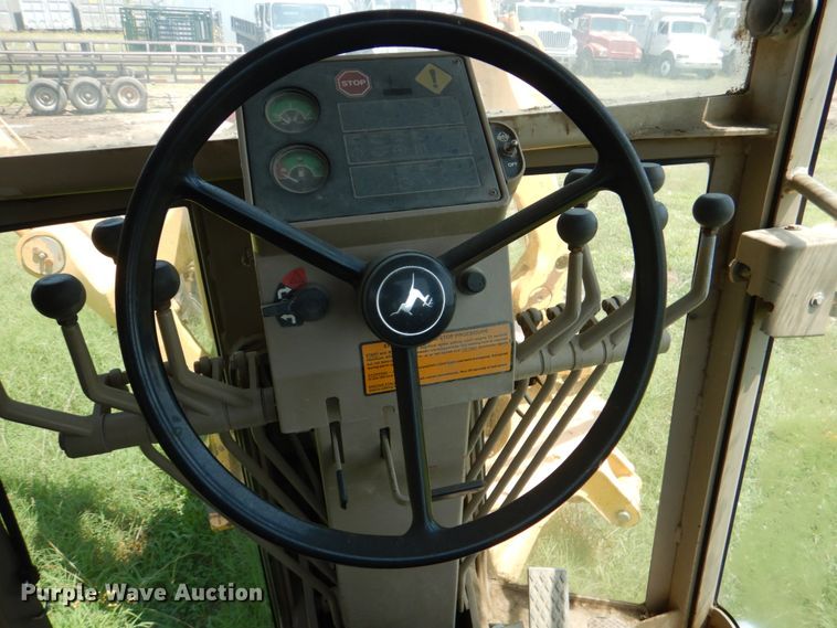 image for item DM3866 1996 John Deere 770BH  motor grader