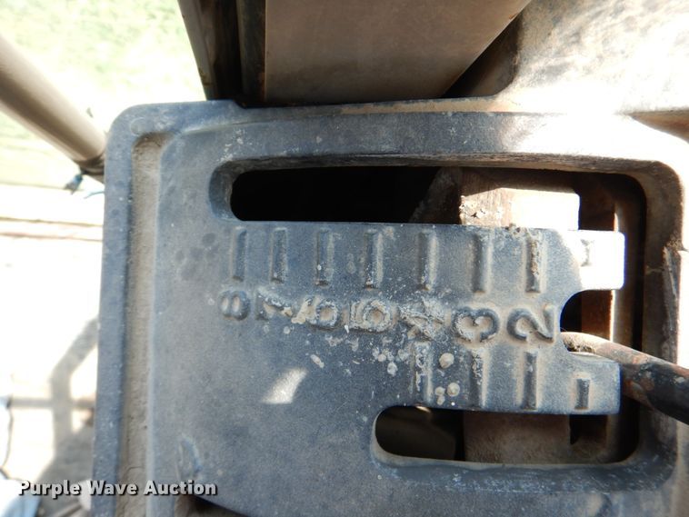 image for item DM3866 1996 John Deere 770BH  motor grader