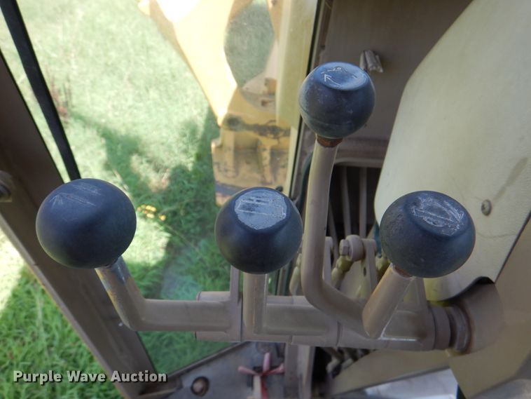 image for item DM3866 1996 John Deere 770BH  motor grader