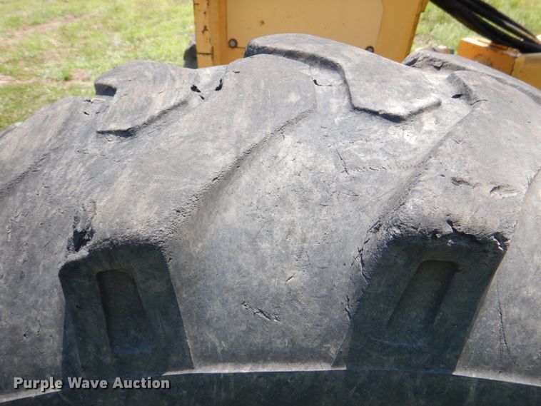 image for item DM3866 1996 John Deere 770BH  motor grader