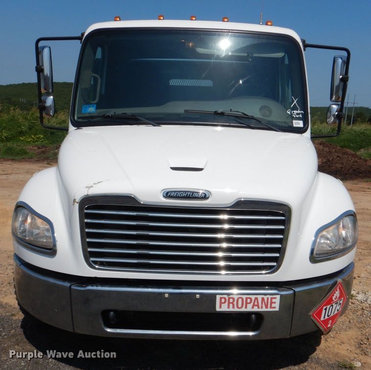 image for item DM3870 2015 Freightliner S2G  dump flatbed truck