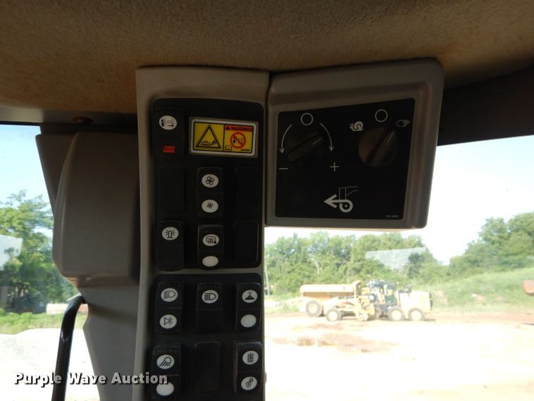 image for item DM4324 2008 Caterpillar 120M  VHP motor grader