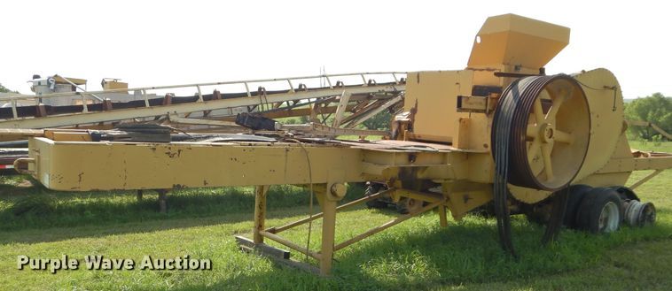 image for item DM4328 1957 Pioneer T54  crusher