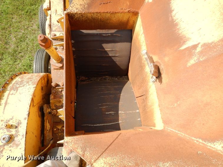 image for item DM4328 1957 Pioneer T54  crusher