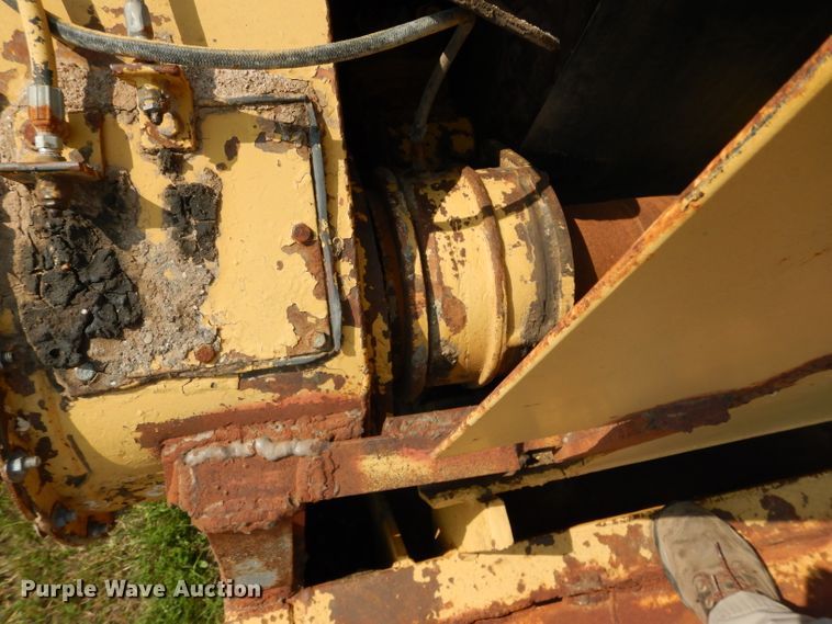 image for item DM4328 1957 Pioneer T54  crusher