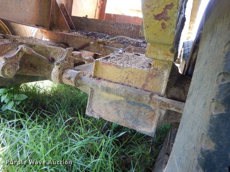 image for item DM4328 1957 Pioneer T54  crusher