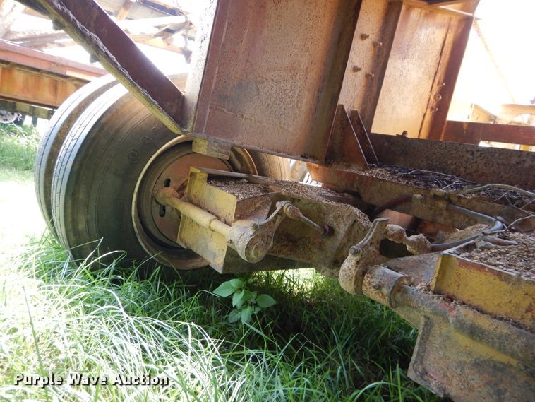 image for item DM4328 1957 Pioneer T54  crusher