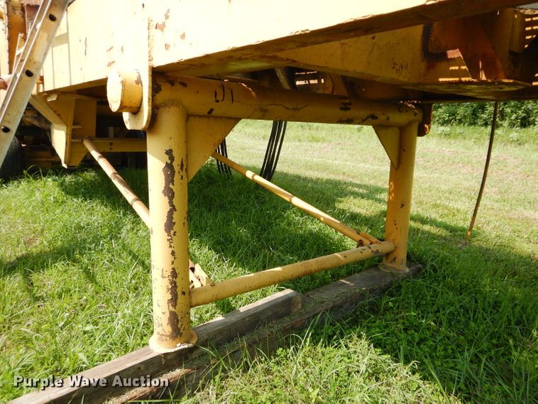 image for item DM4328 1957 Pioneer T54  crusher