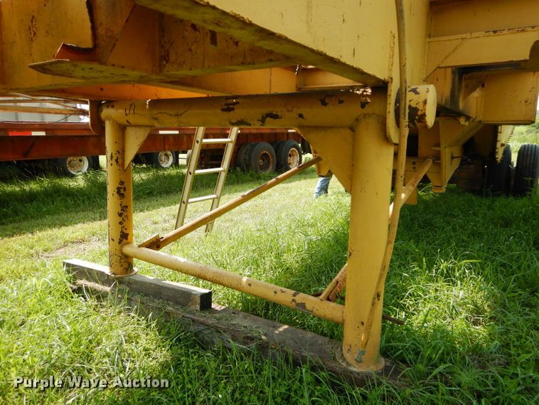 image for item DM4328 1957 Pioneer T54  crusher