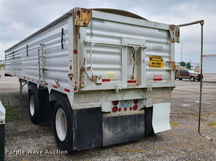 image for item DM8738 2006 Travis  end dump trailer
