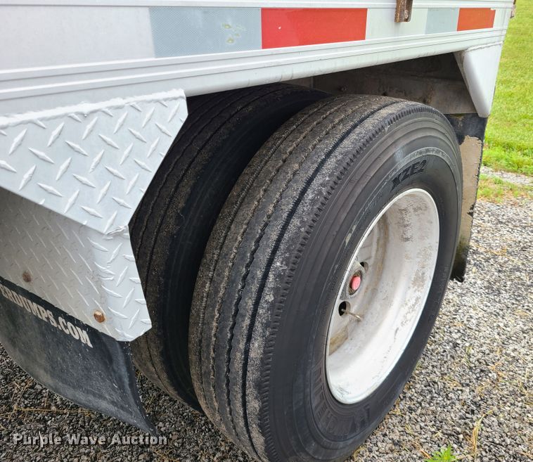 image for item DM8738 2006 Travis  end dump trailer