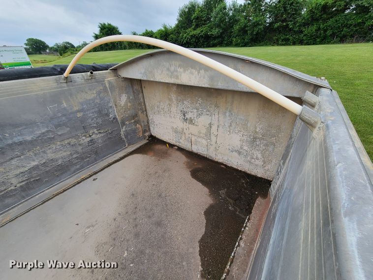 image for item DM8738 2006 Travis  end dump trailer