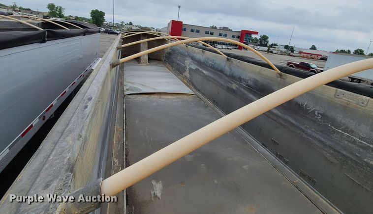 image for item DM8738 2006 Travis  end dump trailer