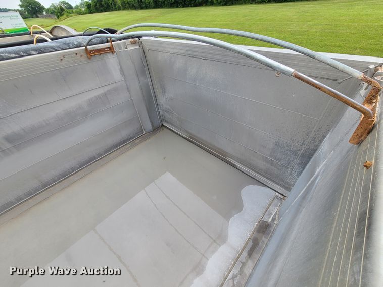 image for item DM8740 2007 Travis  end dump trailer