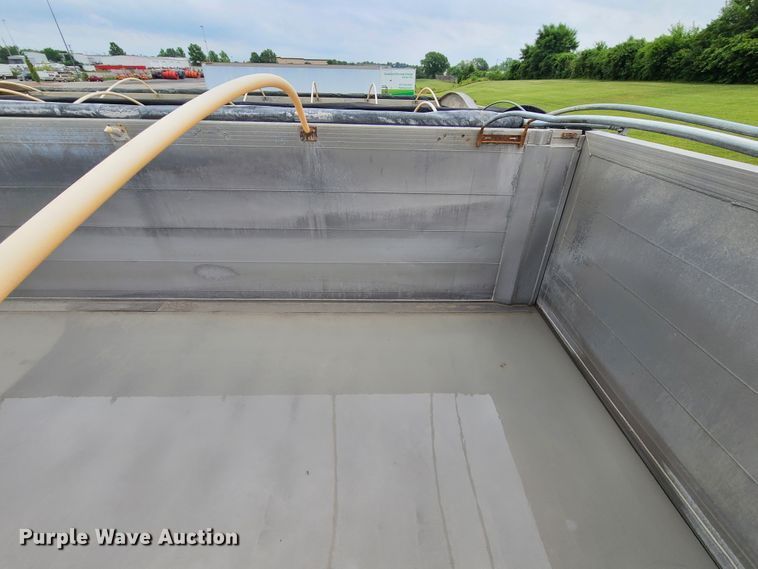 image for item DM8740 2007 Travis  end dump trailer