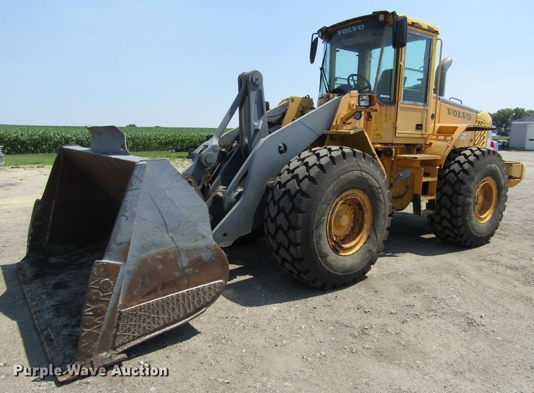 image for item EV9252 2003 Volvo L110E  wheel loader