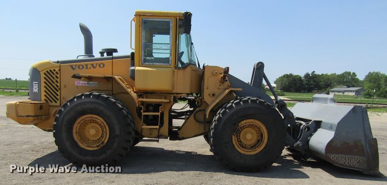 image for item EV9252 2003 Volvo L110E  wheel loader