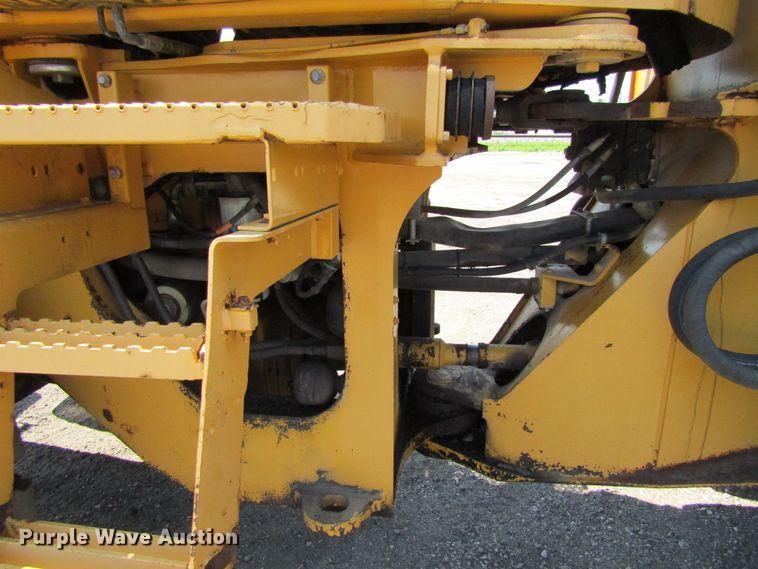 image for item EV9252 2003 Volvo L110E  wheel loader