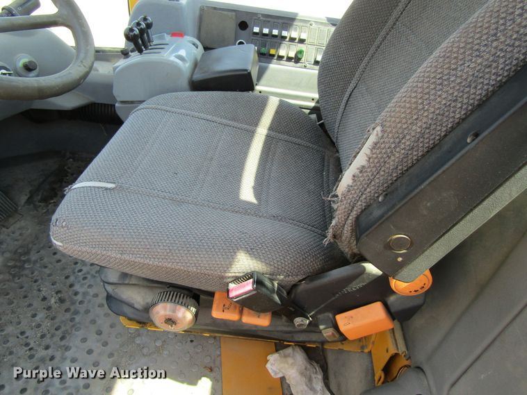 image for item EV9252 2003 Volvo L110E  wheel loader