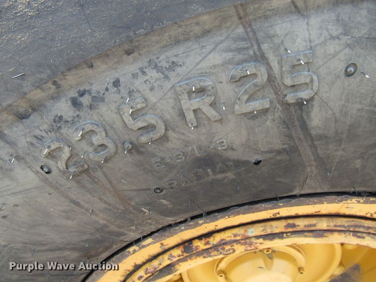 image for item EV9252 2003 Volvo L110E  wheel loader