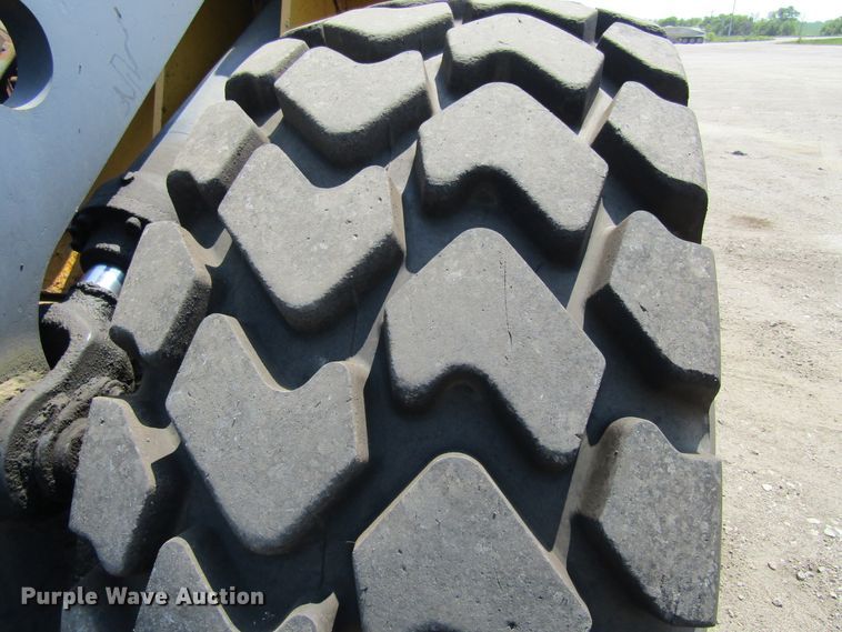image for item EV9252 2003 Volvo L110E  wheel loader