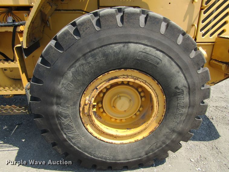 image for item EV9252 2003 Volvo L110E  wheel loader
