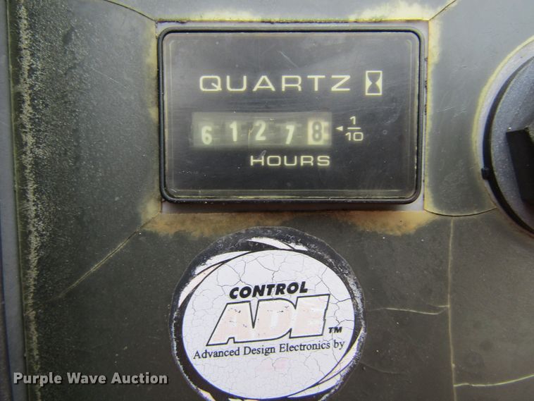 image for item EV9267 2005 JLG 600S  boom lift