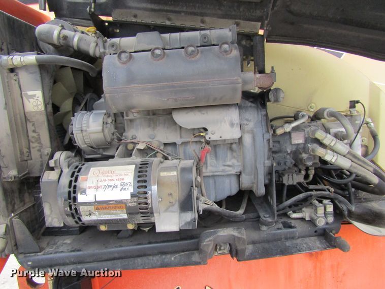 image for item EV9267 2005 JLG 600S  boom lift