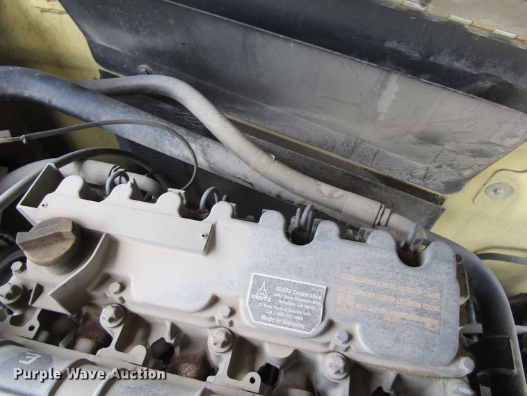 image for item EV9267 2005 JLG 600S  boom lift