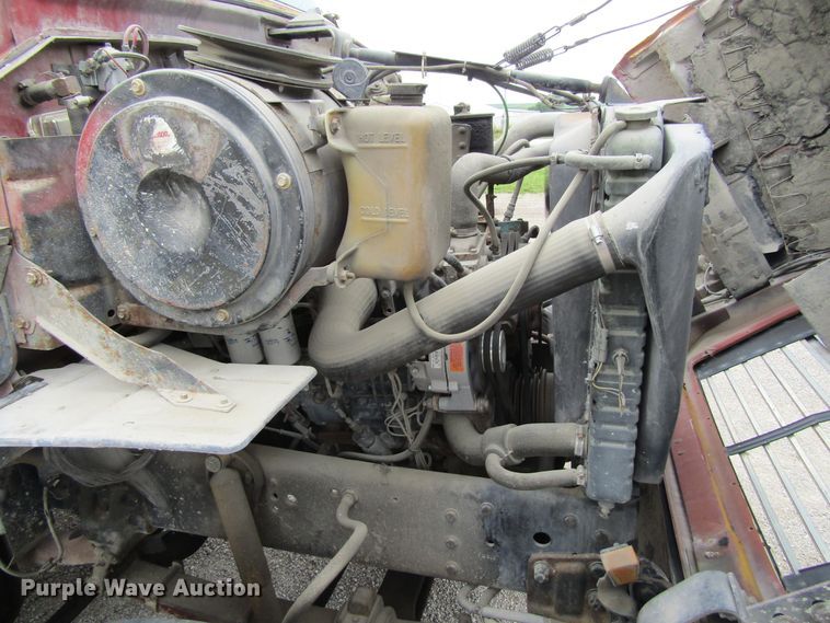 image for item EV9275 1988 Ford LN8000  water truck