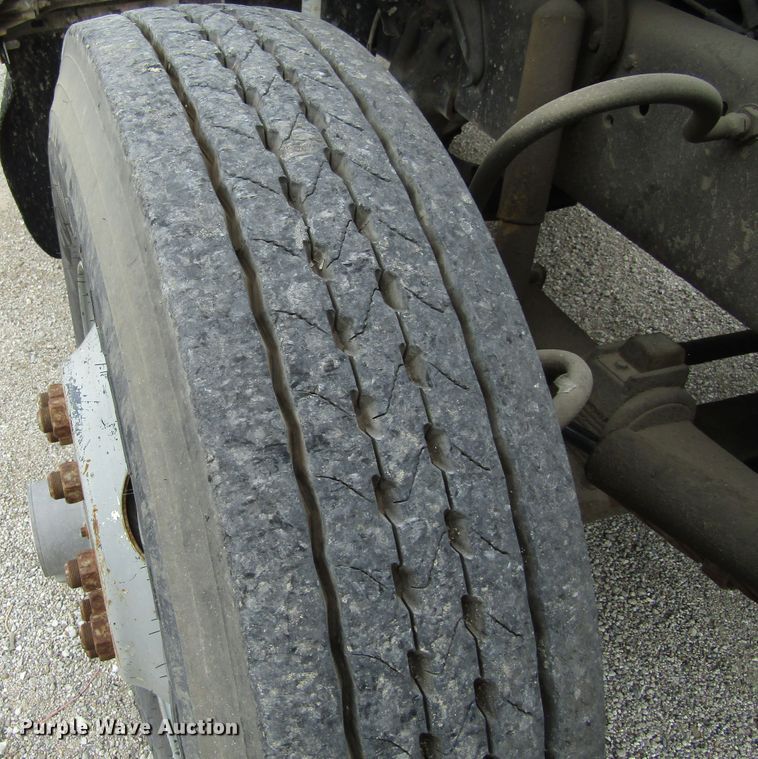 image for item EV9275 1988 Ford LN8000  water truck