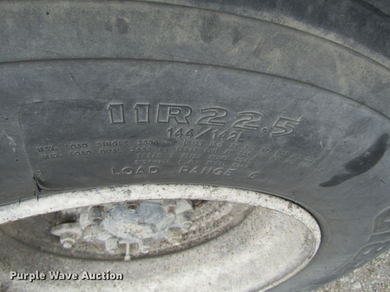 image for item EV9275 1988 Ford LN8000  water truck