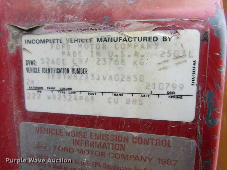 image for item EV9275 1988 Ford LN8000  water truck